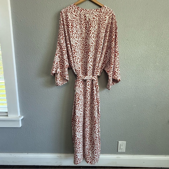 Forever 21‎ - Picture 3 of 5